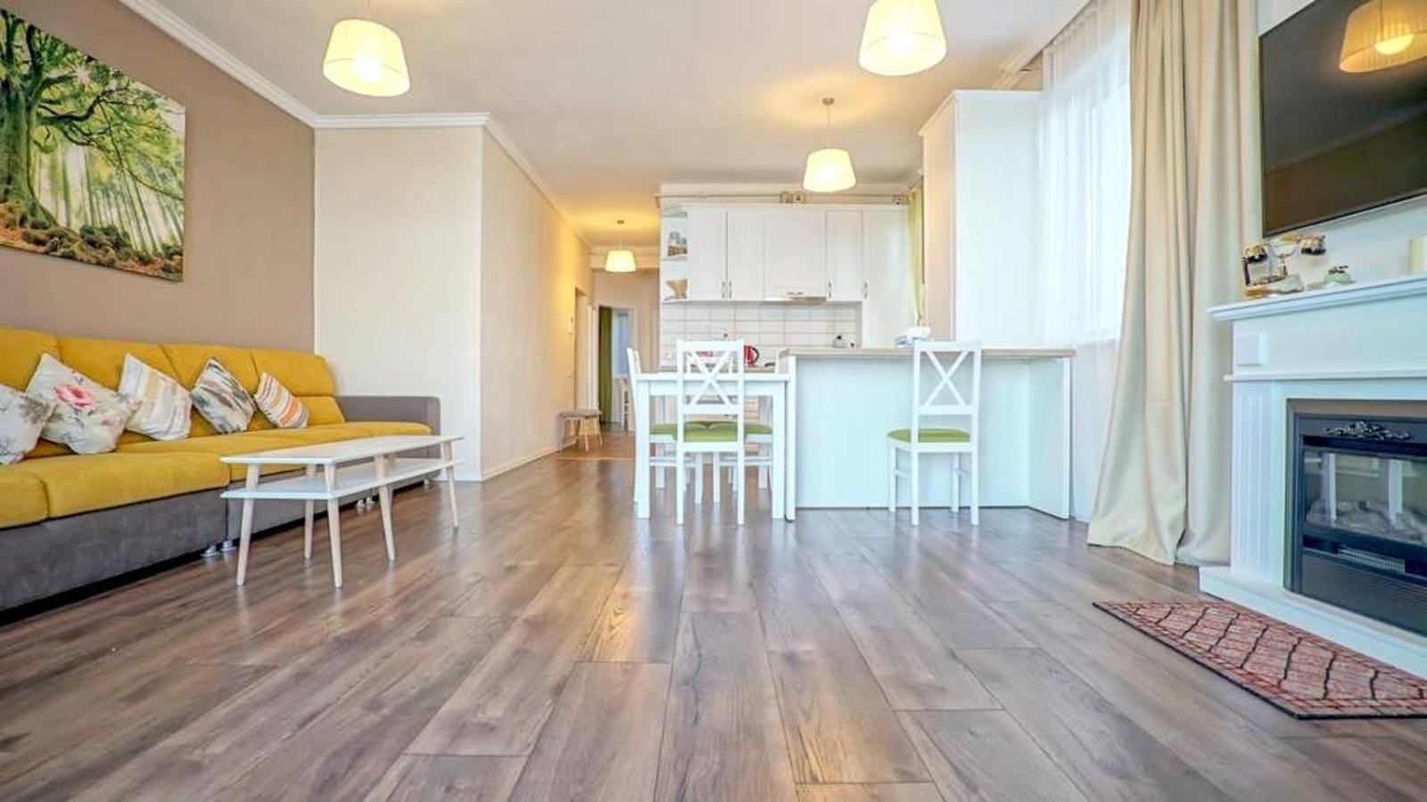 Central Maximus Apartment Brasov Exterior photo