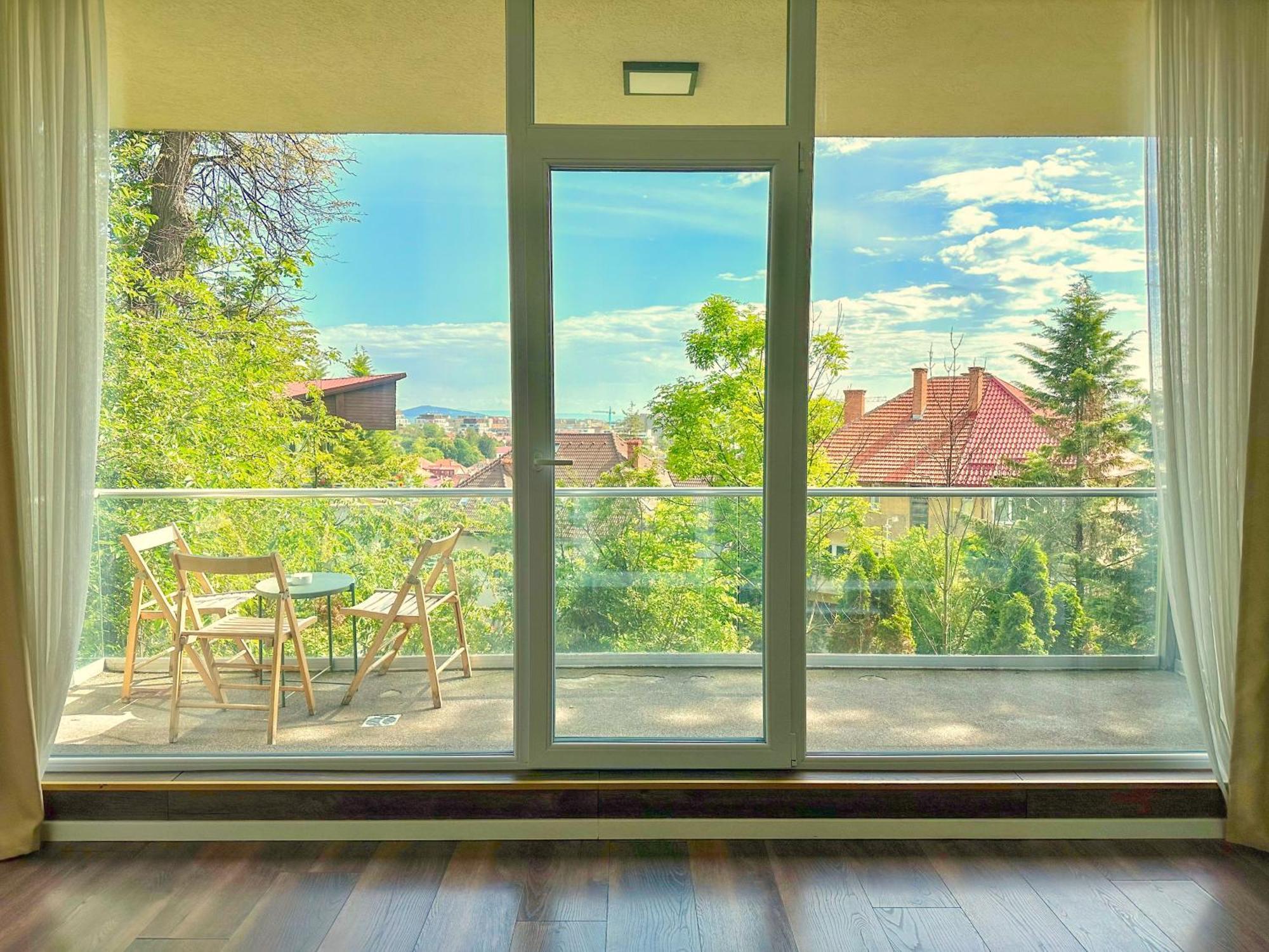 Central Maximus Apartment Brasov Exterior photo